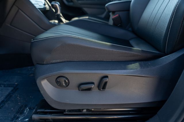 2022 Volkswagen Tiguan SE R-Line Black photo 24