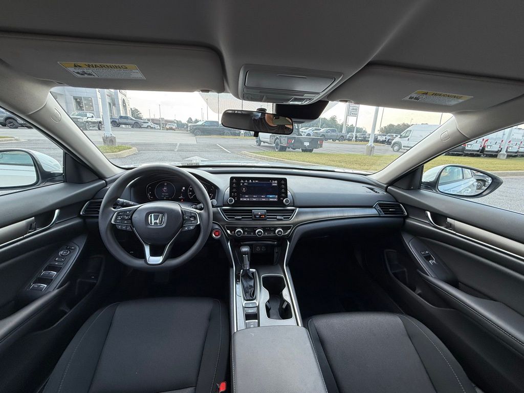 2022 Honda Accord LX photo 12