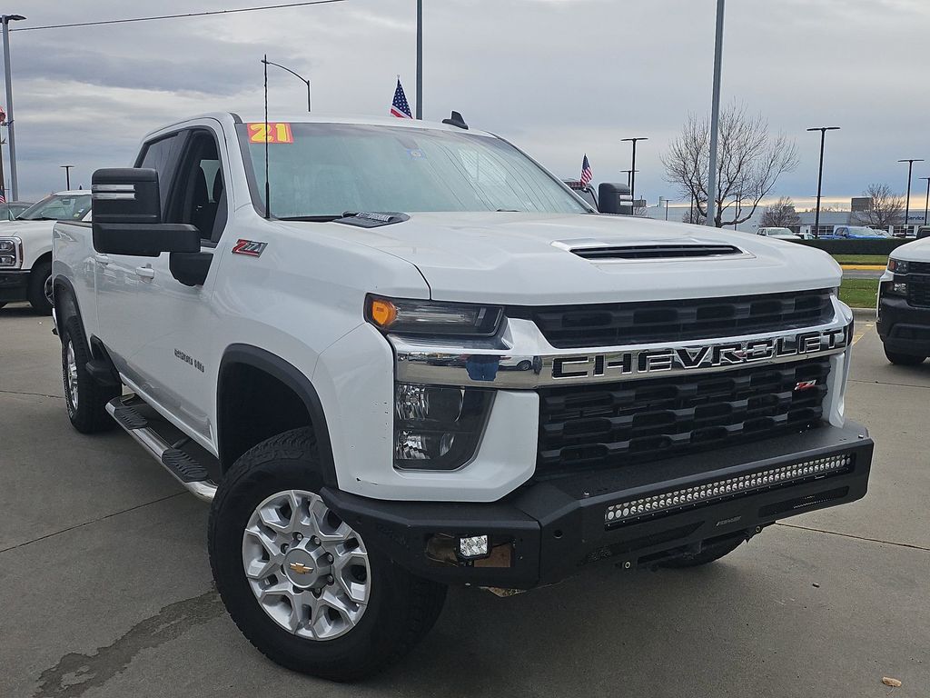 2021 Chevrolet Silverado HD LT's photo