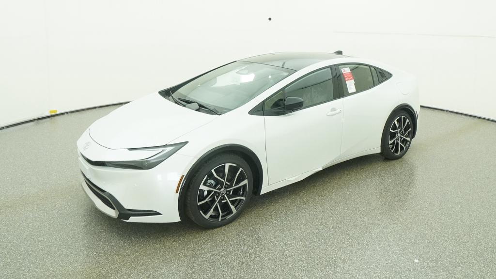 2026 Toyota Prius XSE Premium's photo