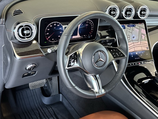 2025 Mercedes Benz GLC 350e 4MATIC photo 16