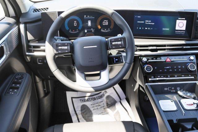 New 2026 Hyundai SEL FWD image 16