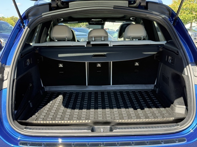 2024 Mercedes Benz GLC 300 photo 36