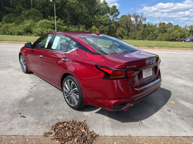 2023 Nissan Altima 2.5 SL photo 5