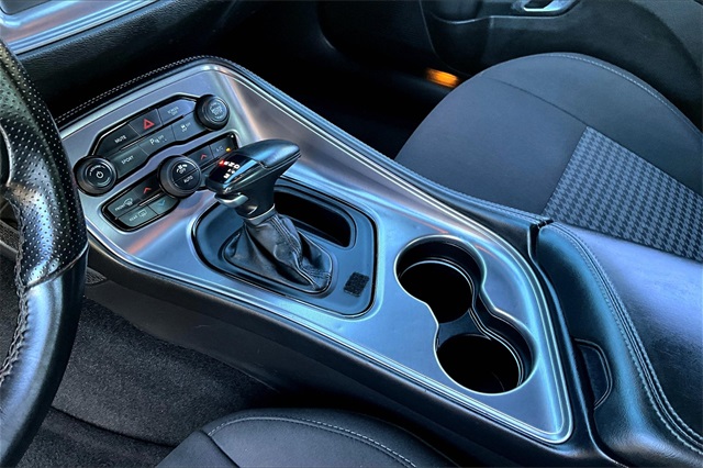 2023 Dodge Challenger R/T photo 16