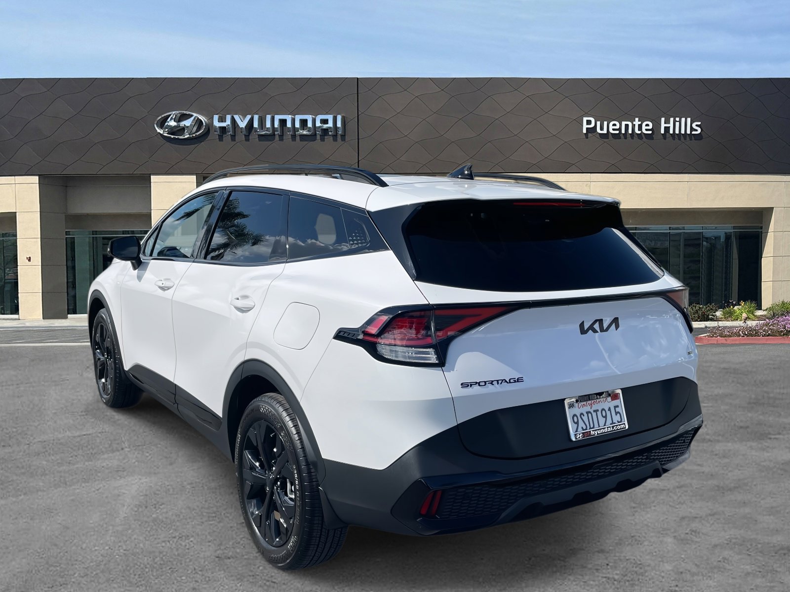 2025 Kia Sportage X-Line photo 3