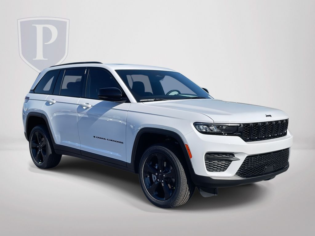 2025 Jeep Grand Cherokee Altitude's photo