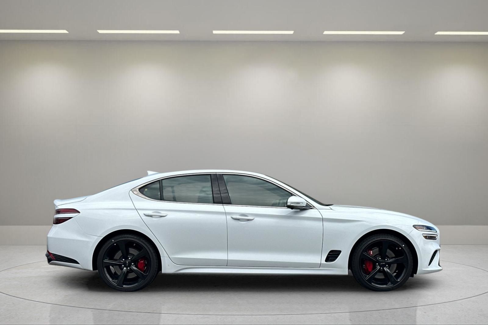 2026 Genesis G70 3.3T Sport Prestige photo 2