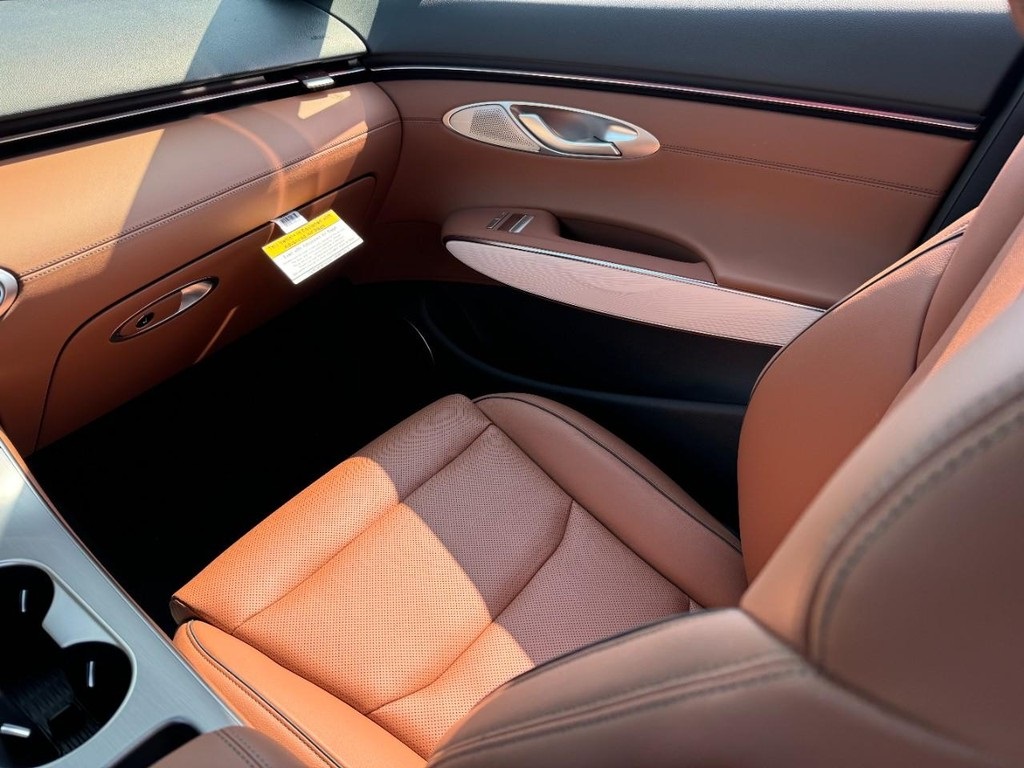 2026 Genesis GV70 2.5T Advanced photo 11