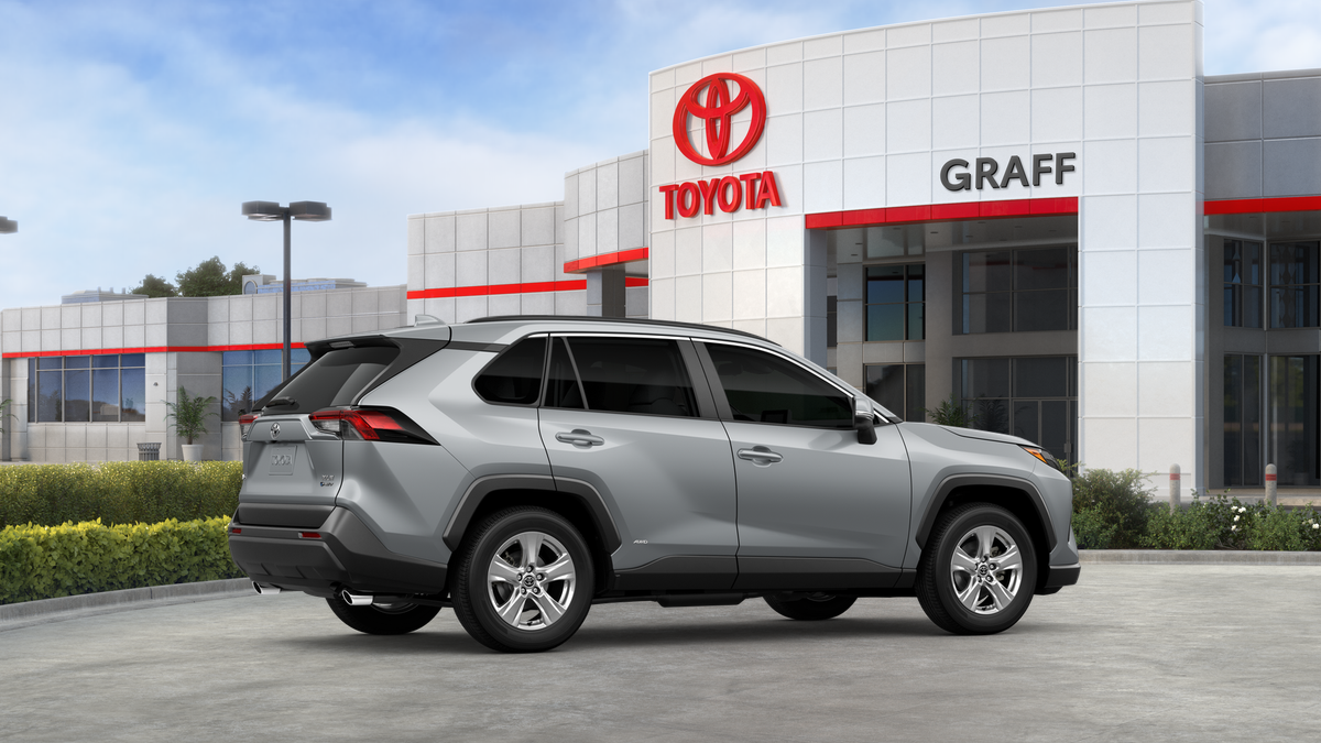 2025 Toyota RAV4 Hybrid XLE photo 11