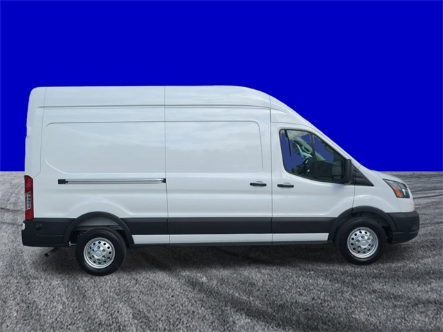 2025 Ford Transit Cargo Van photo 3