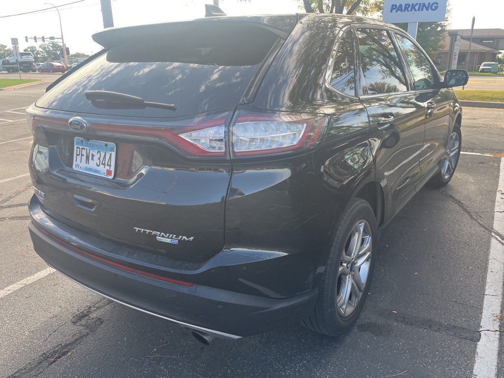 2015 Ford Edge Titanium photo 3