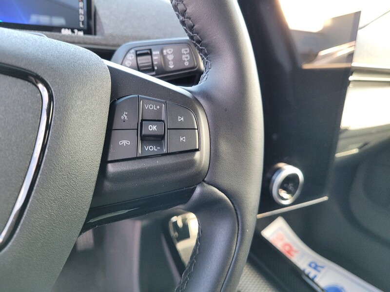 2024 Ford Mustang Mach-E Premium photo 20