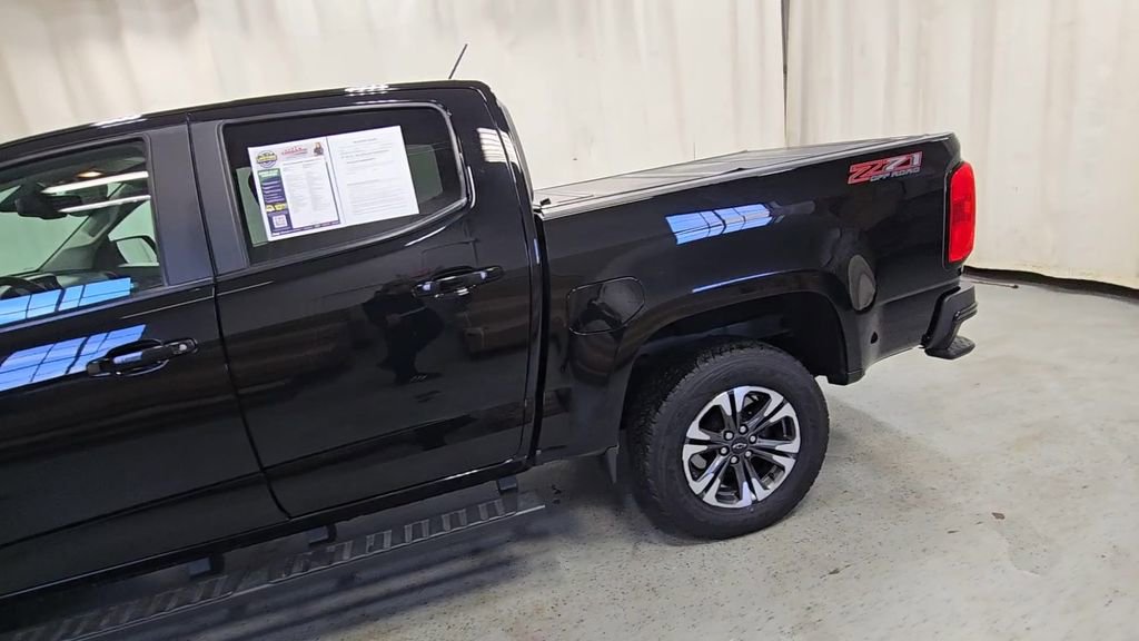 2022 Chevrolet Colorado Z71 photo 2