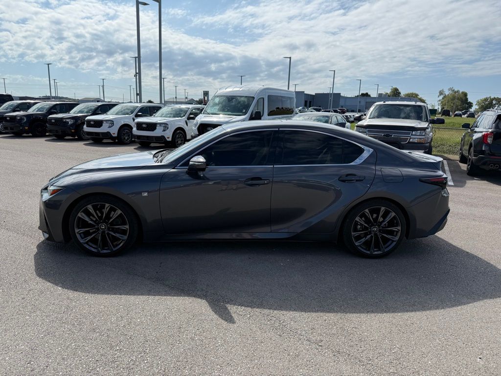2022 Lexus IS 350 F SPORT photo 20
