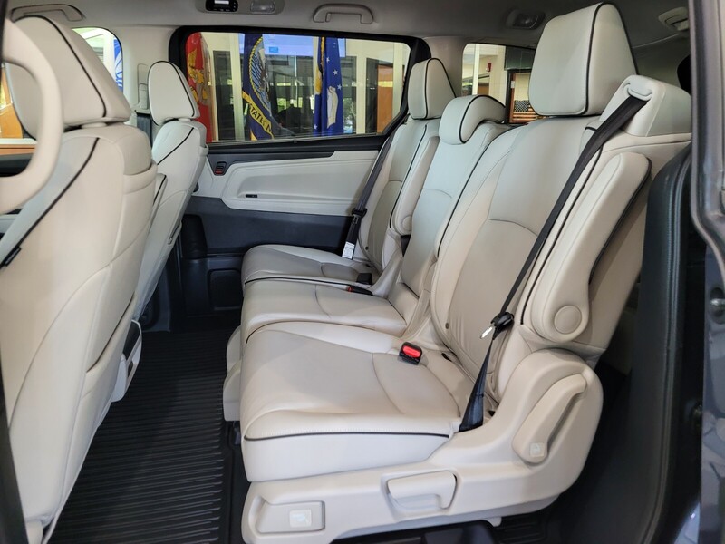 2026 Honda Odyssey Touring photo 8
