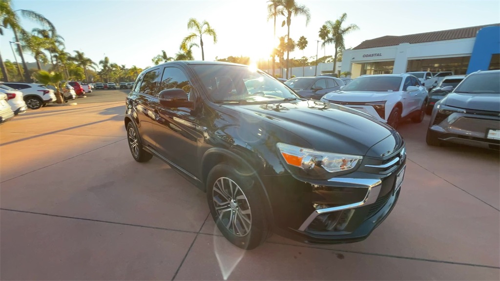 2018 Mitsubishi Outlander Sport ES photo 2