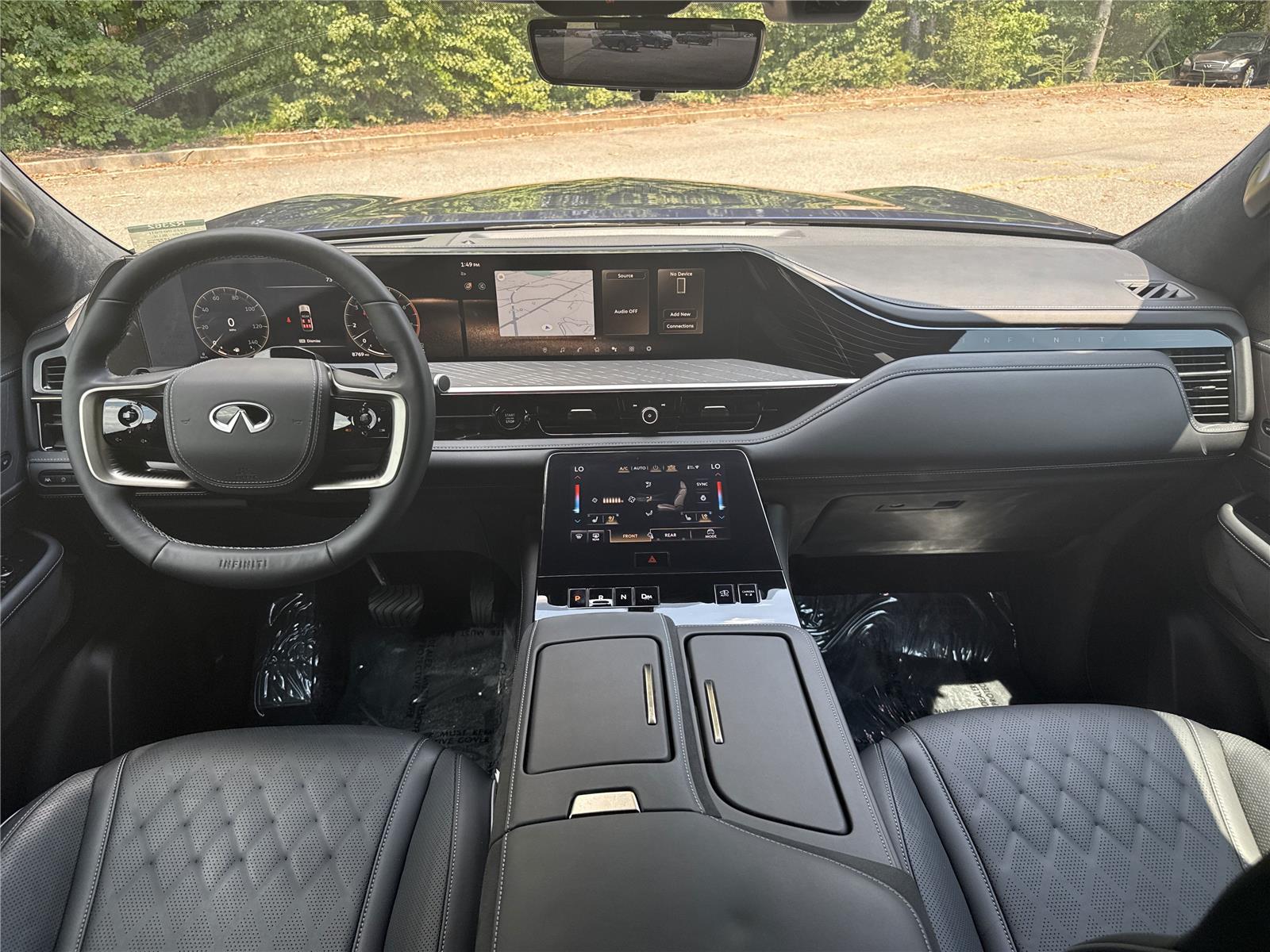 2025 Infiniti QX80 photo 10