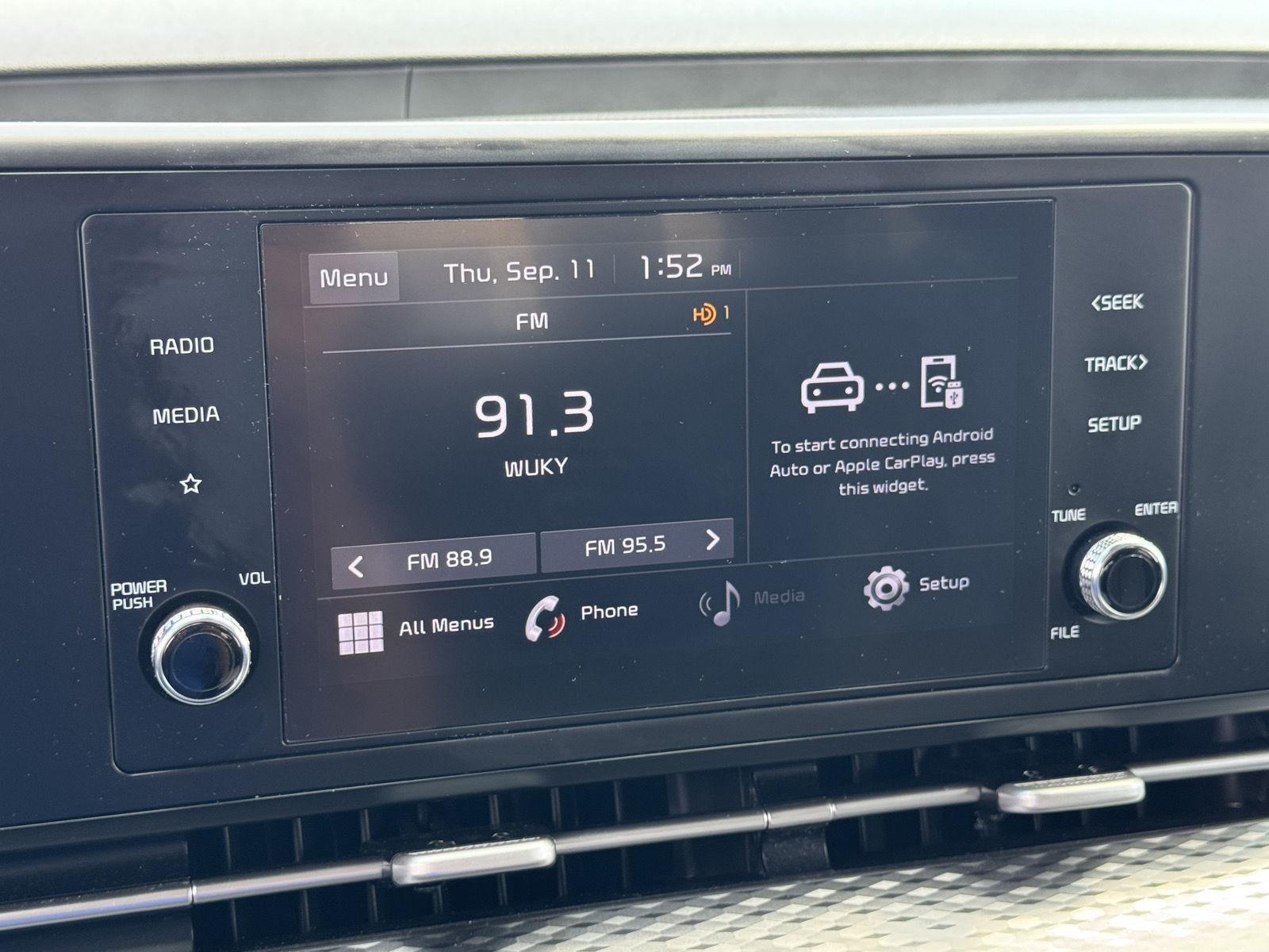 2022 Kia Carnival LX photo 17