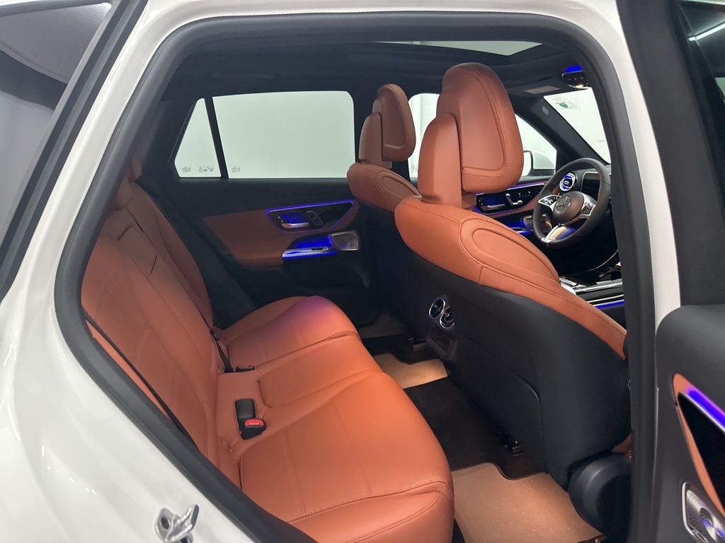 2026 Mercedes Benz GLC 300 4MATIC photo 23