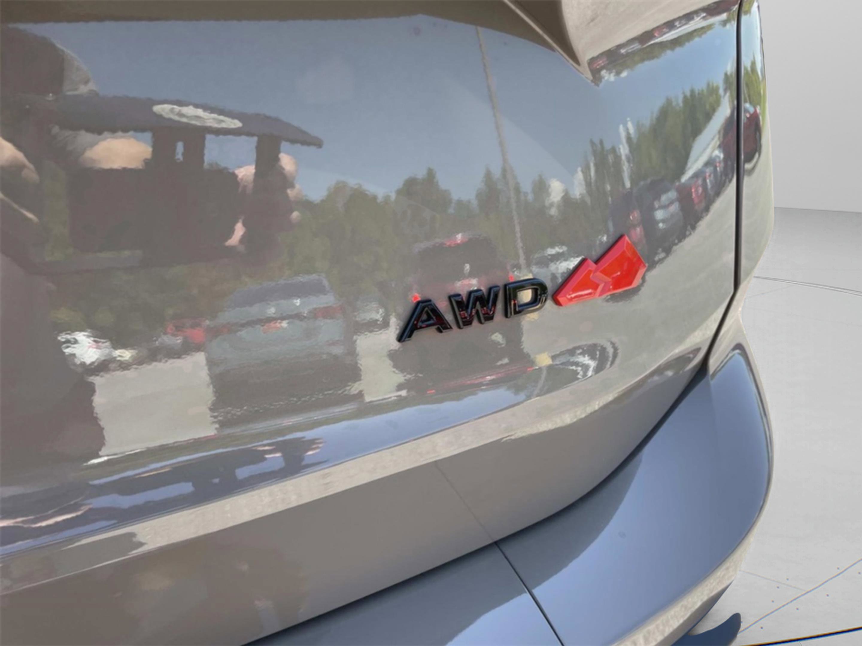 2026 Nissan Rogue SV photo 4