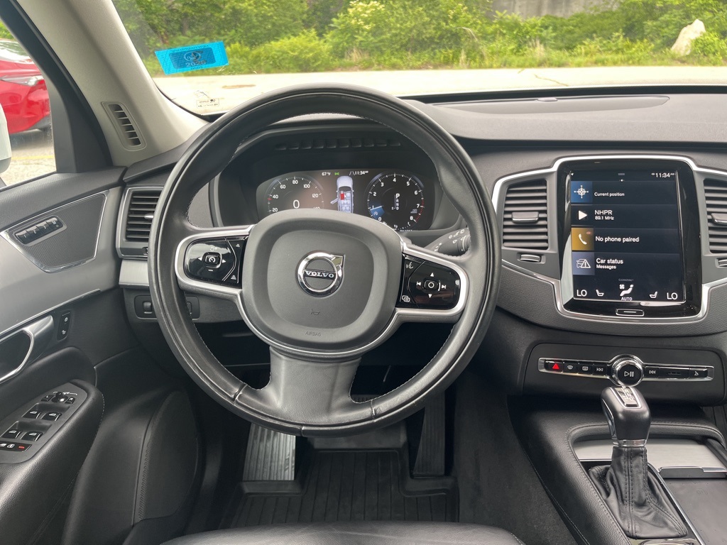 2022 Volvo XC90 T5 Momentum photo 12