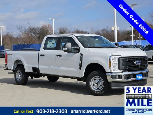 2026 Ford F-250 Super Duty XL's photo