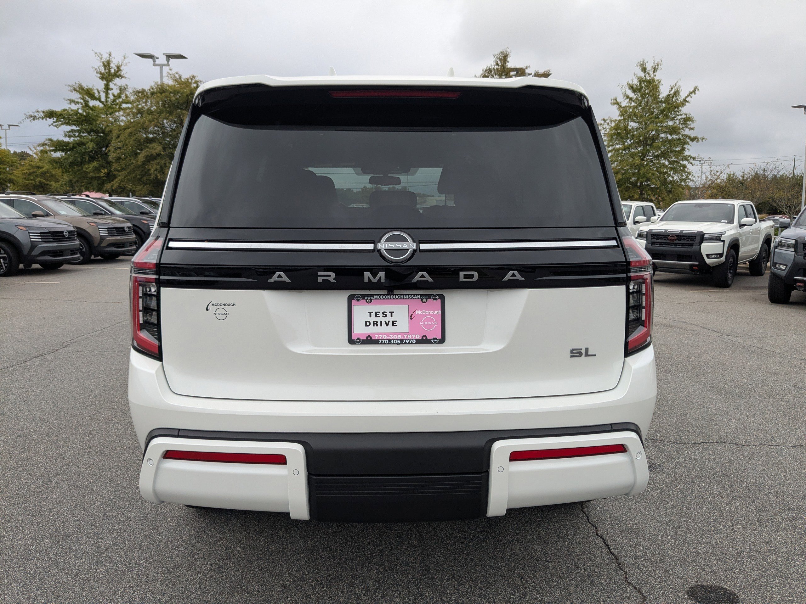 2026 Nissan Armada SL photo 4