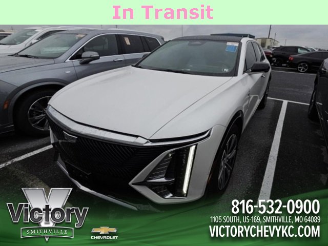 2024 Cadillac LYRIQ Luxury 2's photo