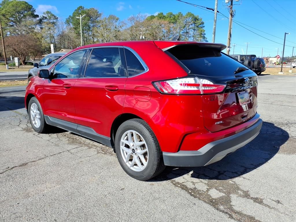 2023 Ford Edge SEL photo 2