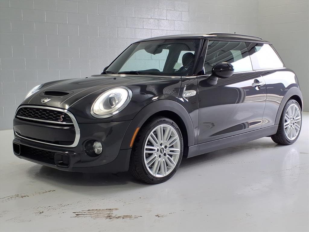 2015 MINI Cooper S's photo