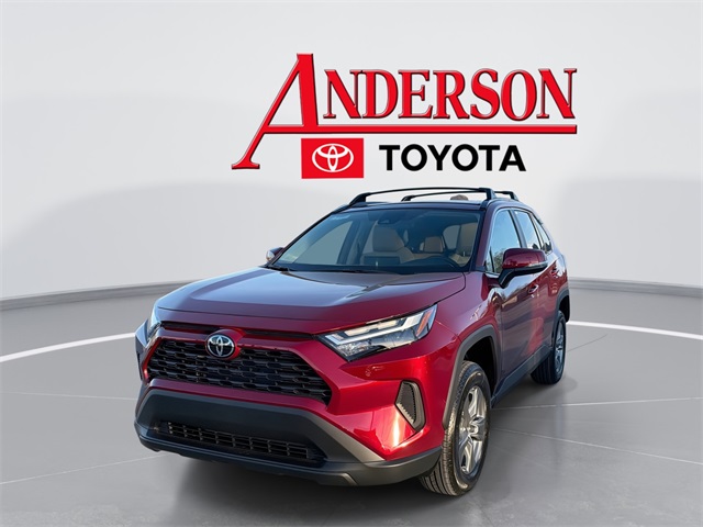 2025 Toyota RAV4 XLE's photo