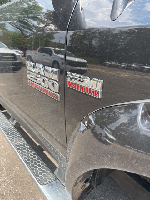 2017 Ram 2500 Tradesman photo 3