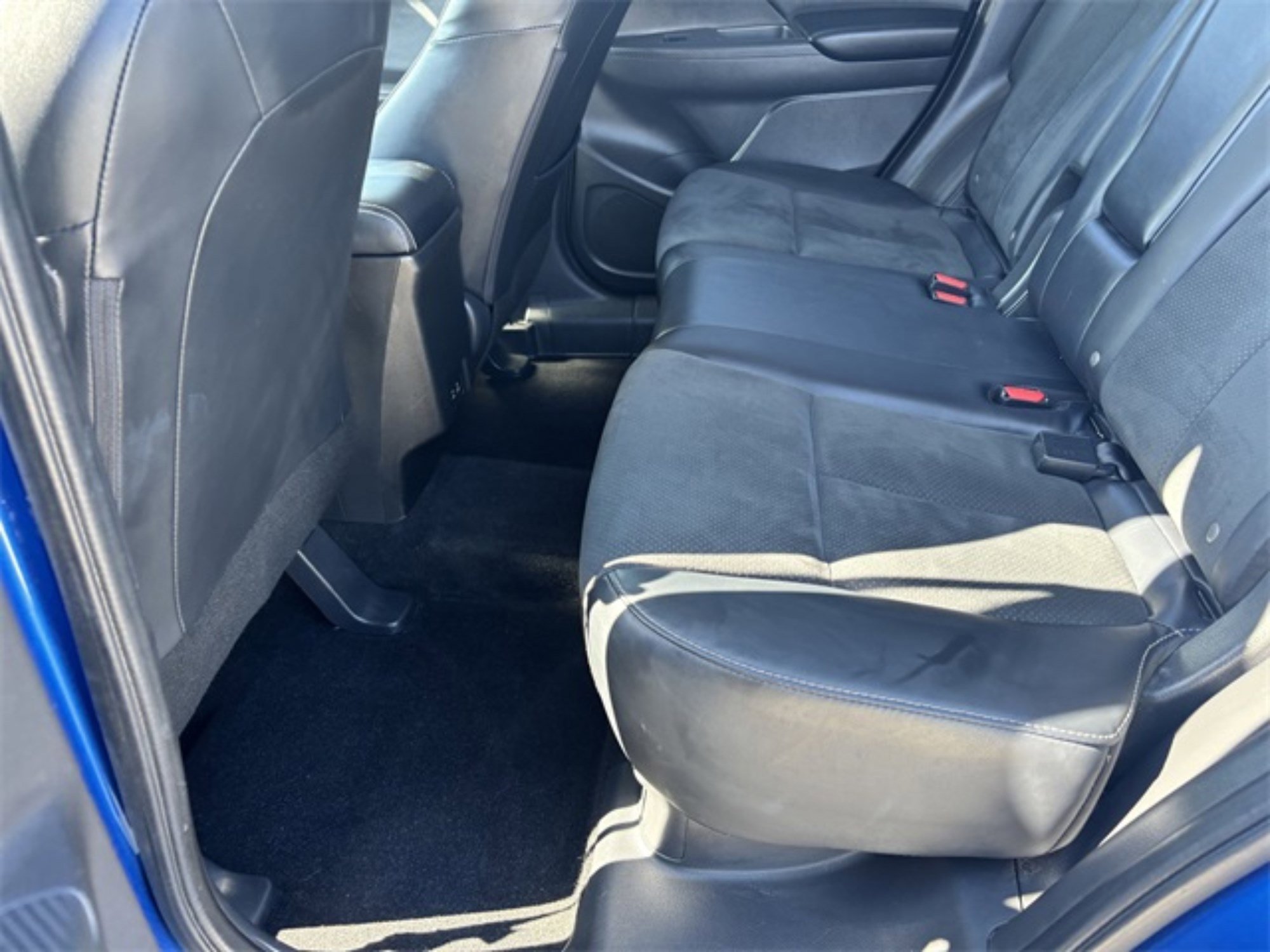 2024 Mitsubishi Eclipse Cross SE photo 23