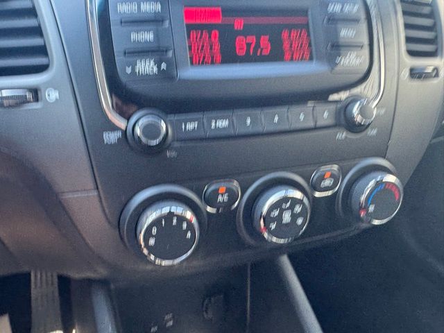 2017 Kia Forte LX Base photo 21