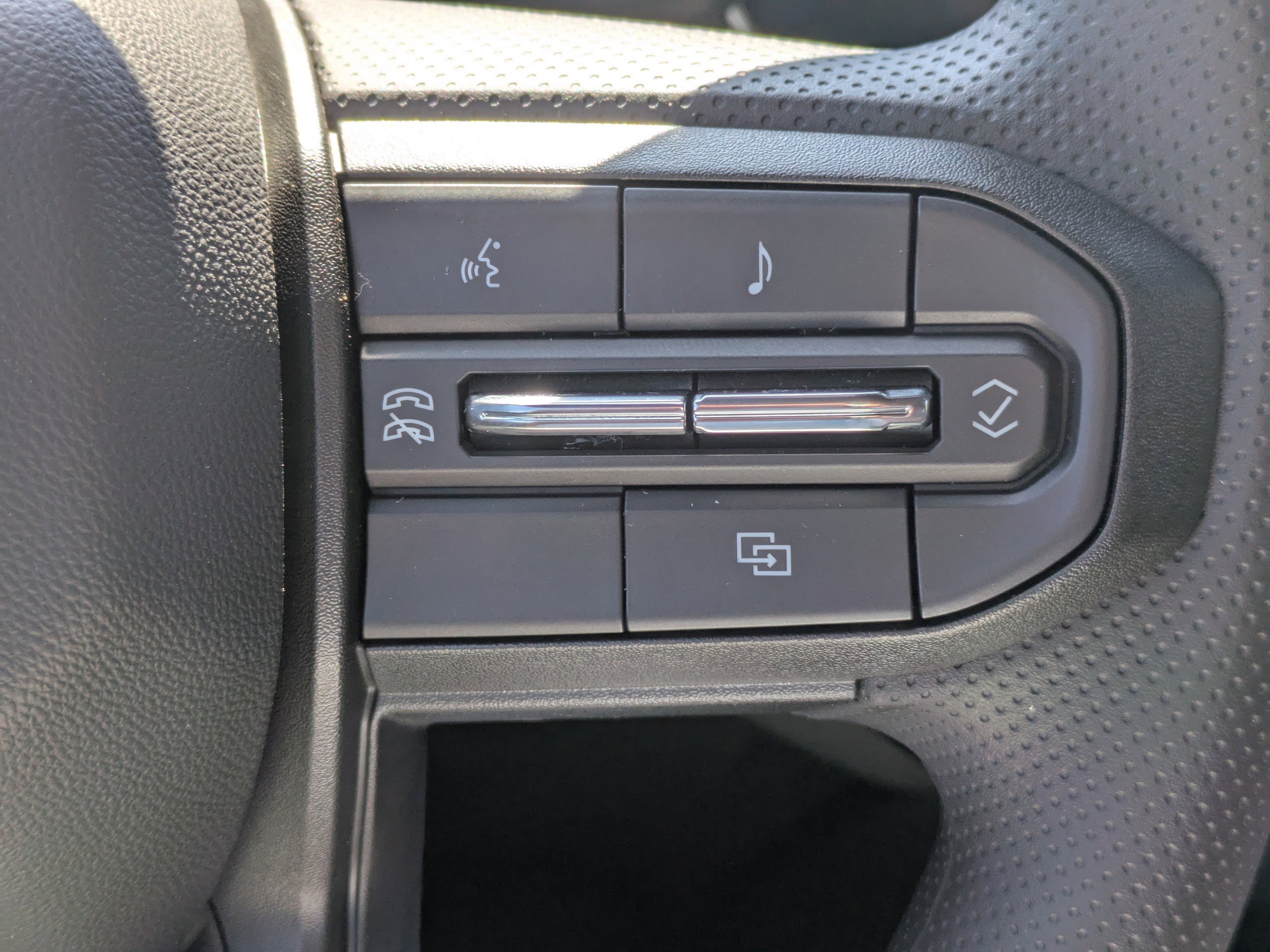2026 Chevrolet Colorado Work Truck photo 19