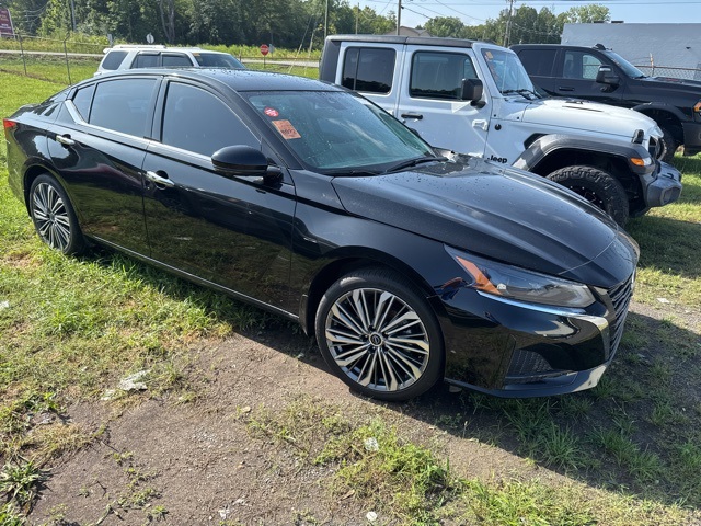 2023 Nissan Altima 2.5 SL photo 3