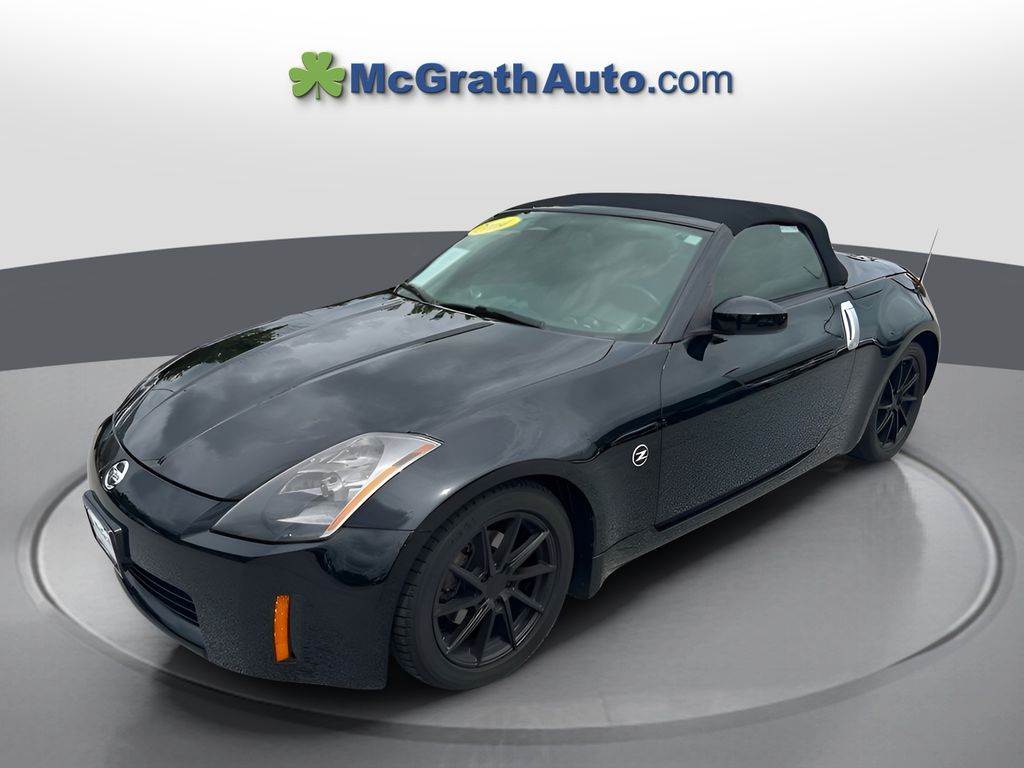 2004 Nissan 350Z Touring photo 3