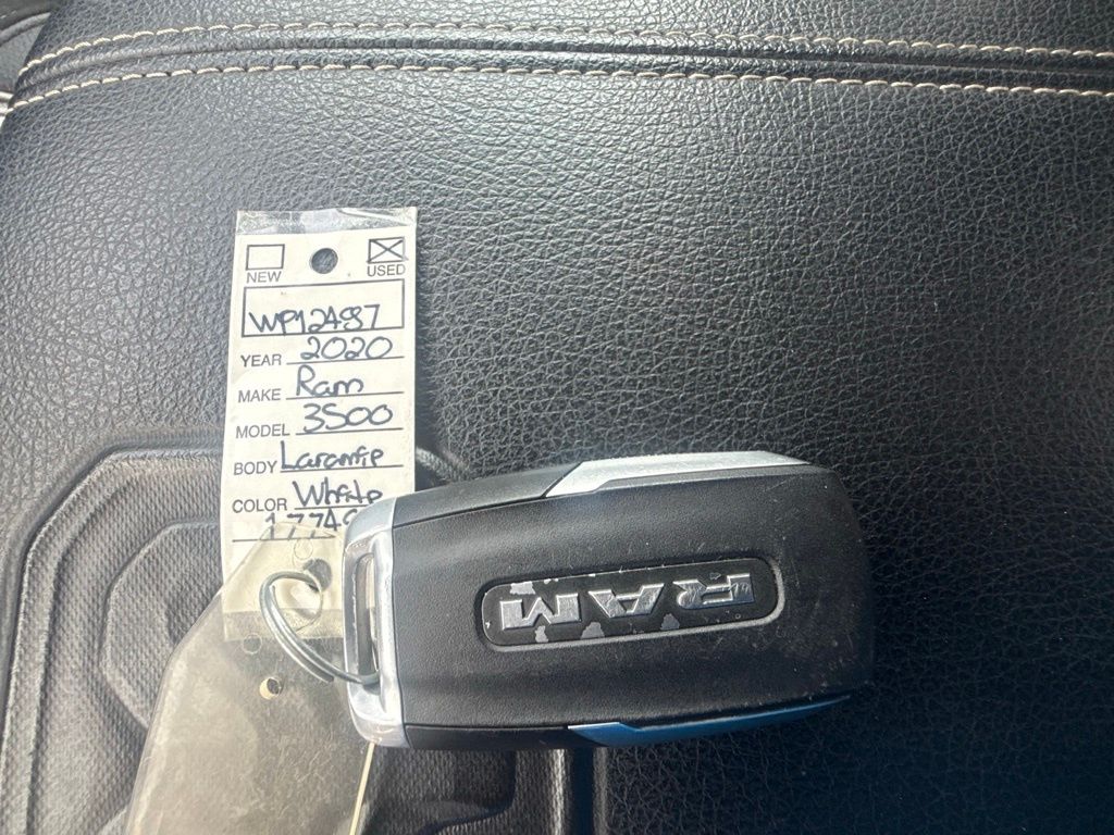 2020 Ram 3500 Laramie photo 36