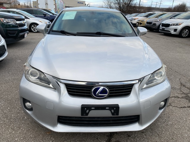 2012 Lexus CT 200h photo 2