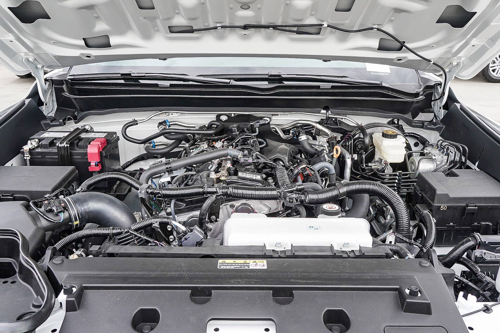2025 Toyota Tacoma SR photo 12