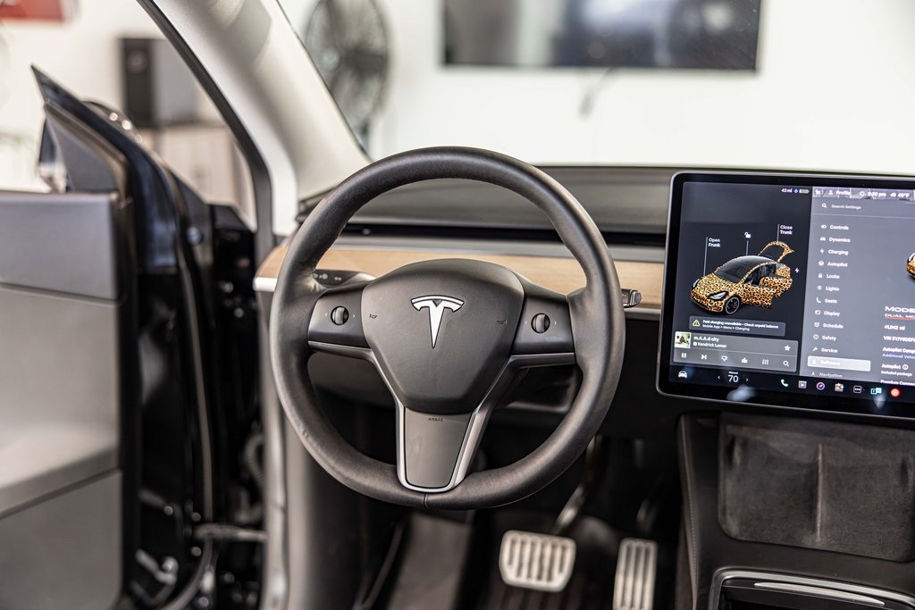 2021 TESLA MODEL Y - Image 33