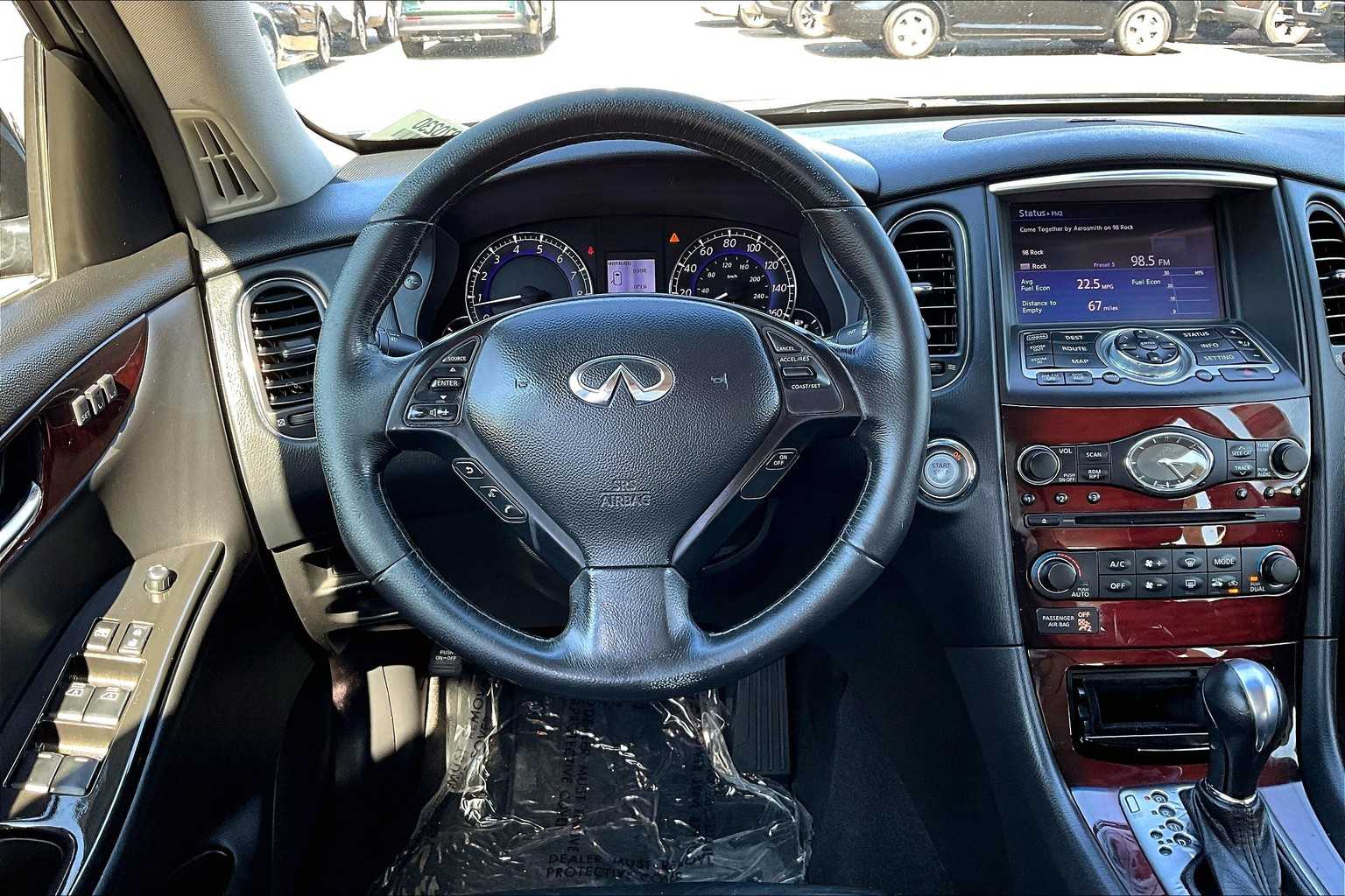 2016 Infiniti QX50 photo 4