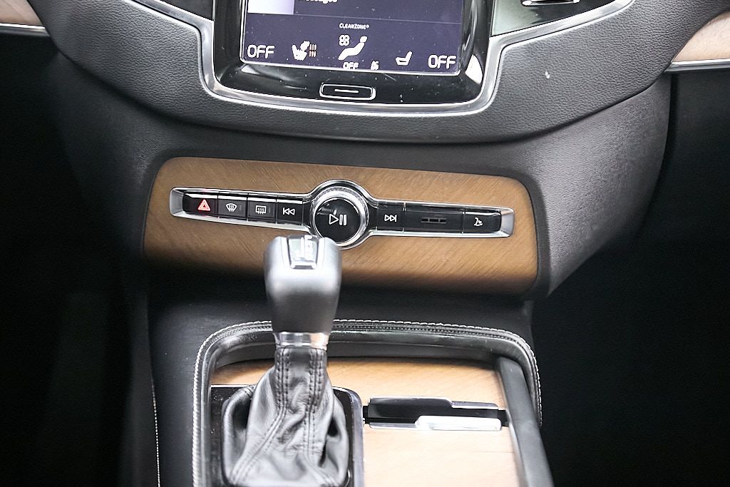 2018 VOLVO XC90 - Image 30