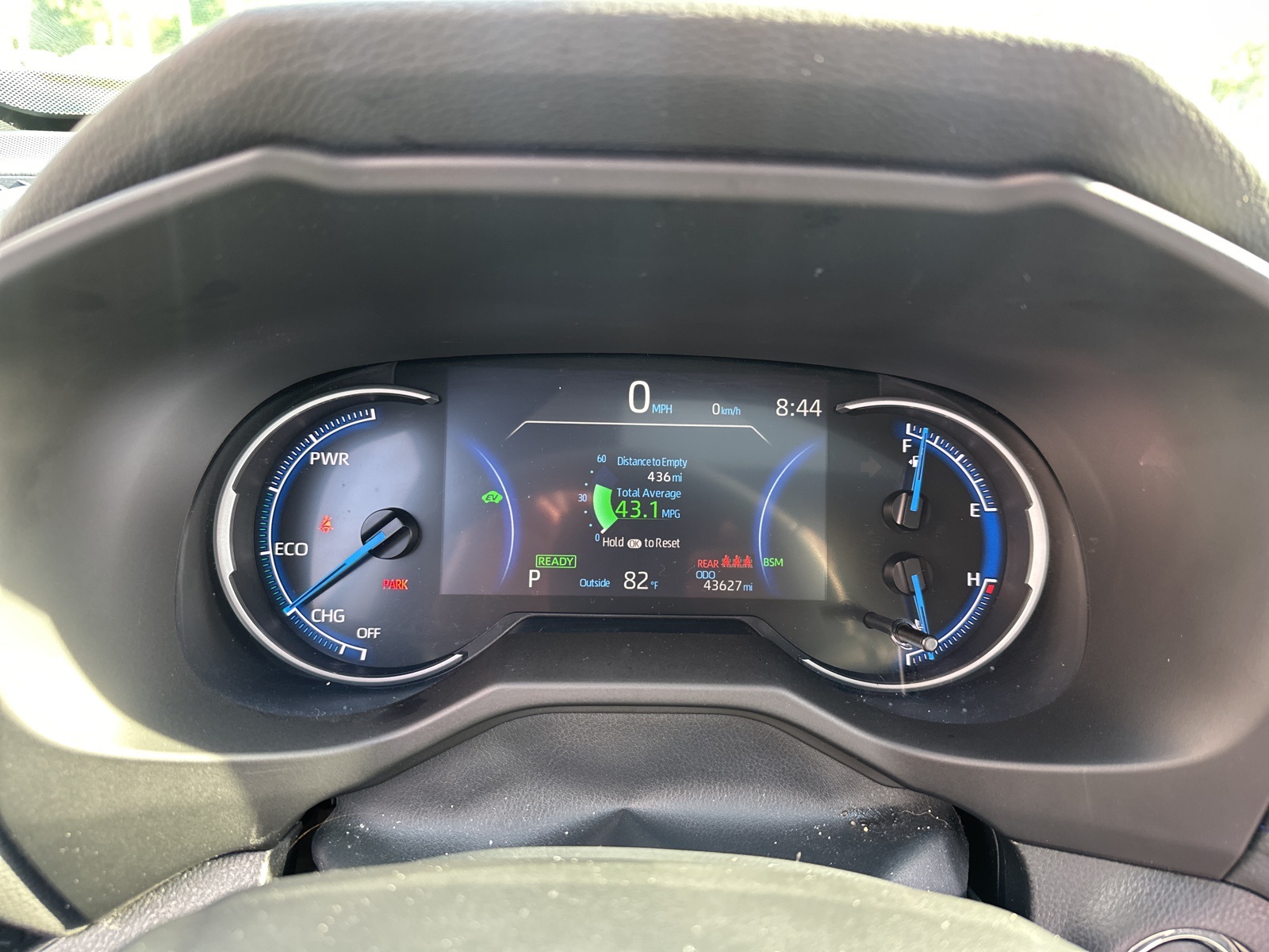 2023 Toyota RAV4 Hybrid SE photo 17