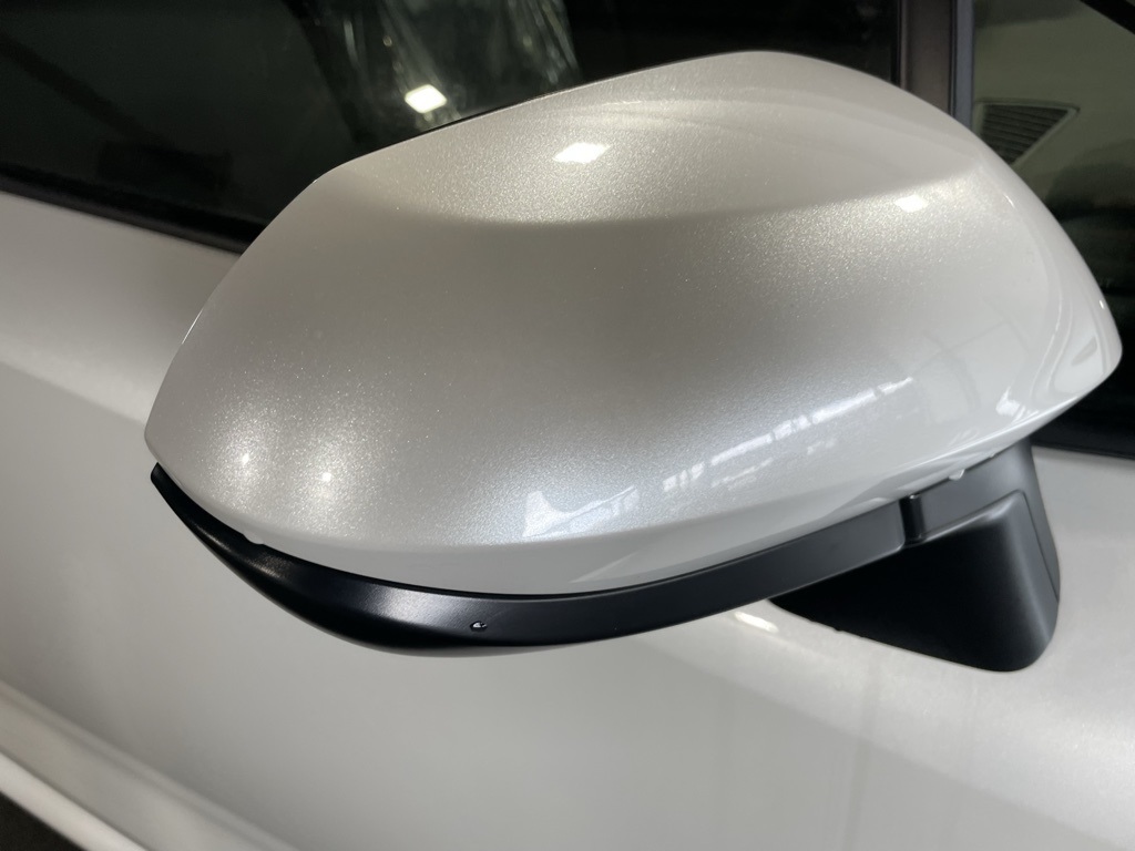 2024 Toyota Corolla Hybrid photo 6
