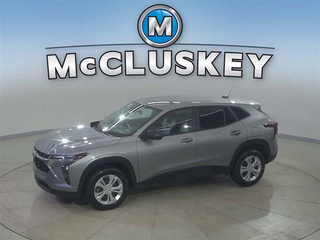 2025 Chevrolet Trax LS's photo