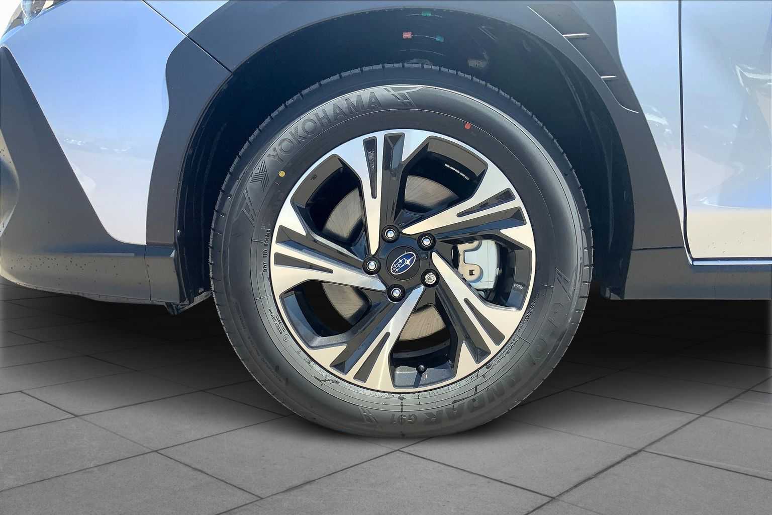 2025 Subaru Crosstrek Premium photo 10