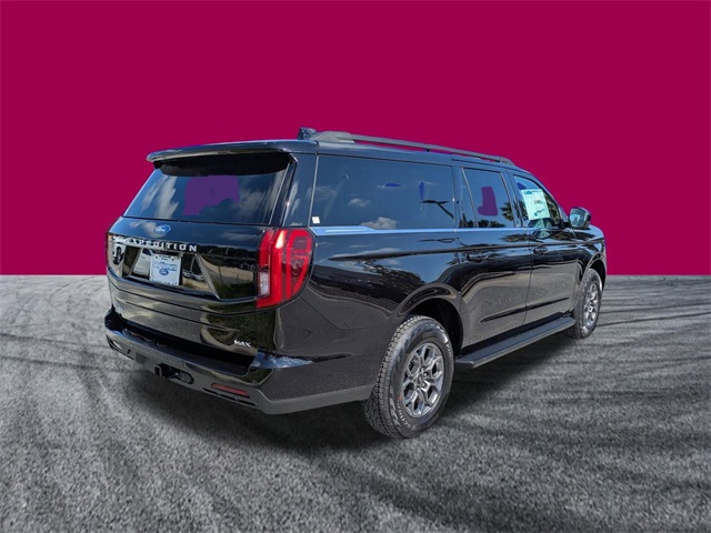 2025 Ford Expedition MAX photo 4