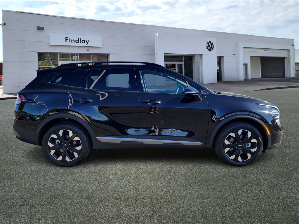 2024 Kia Sportage X-Line photo 3